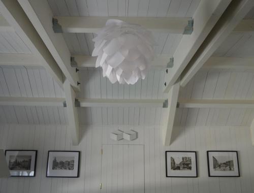 Techo reformado de una buhardilla según la creatividad del cliente.