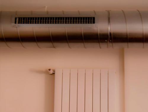 En Afandecor llevamos a cabo instalaciones totales o parciales en los espacios que el cliente indica